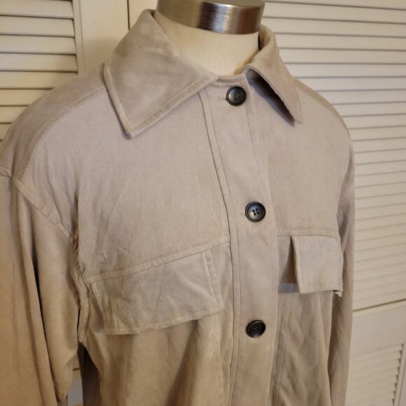 Max Studio London Beige Cropped Button Front Drawstring Sweater Medium - Picture 3 of 8